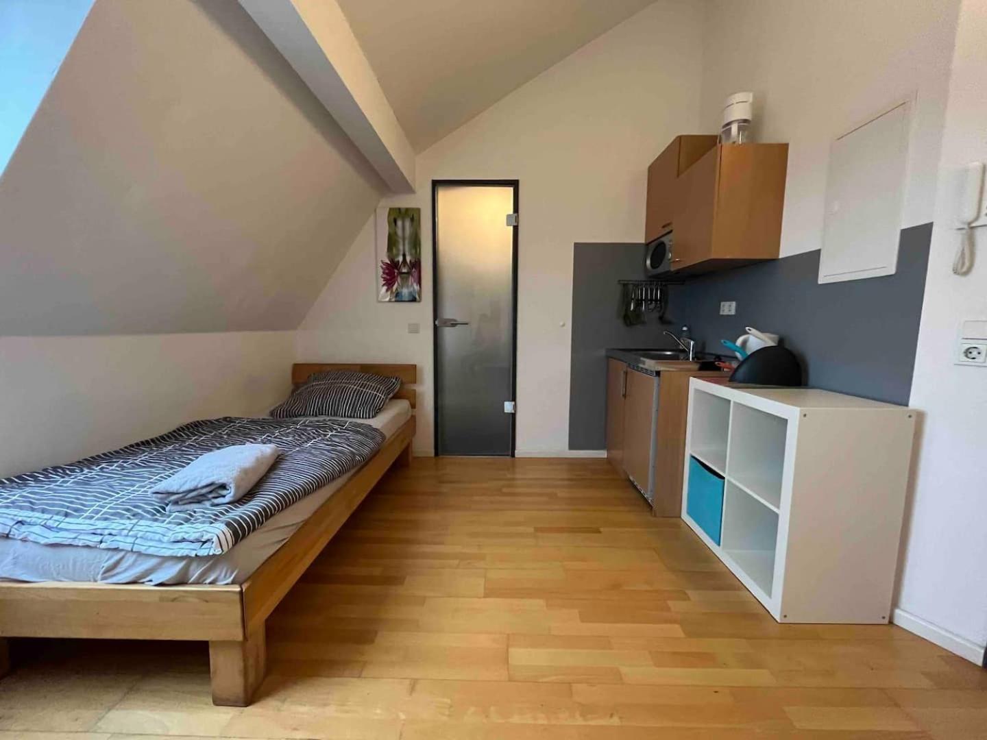 Simplex Apartments Am Ludwigsplatz Karlsruhe Buitenkant foto
