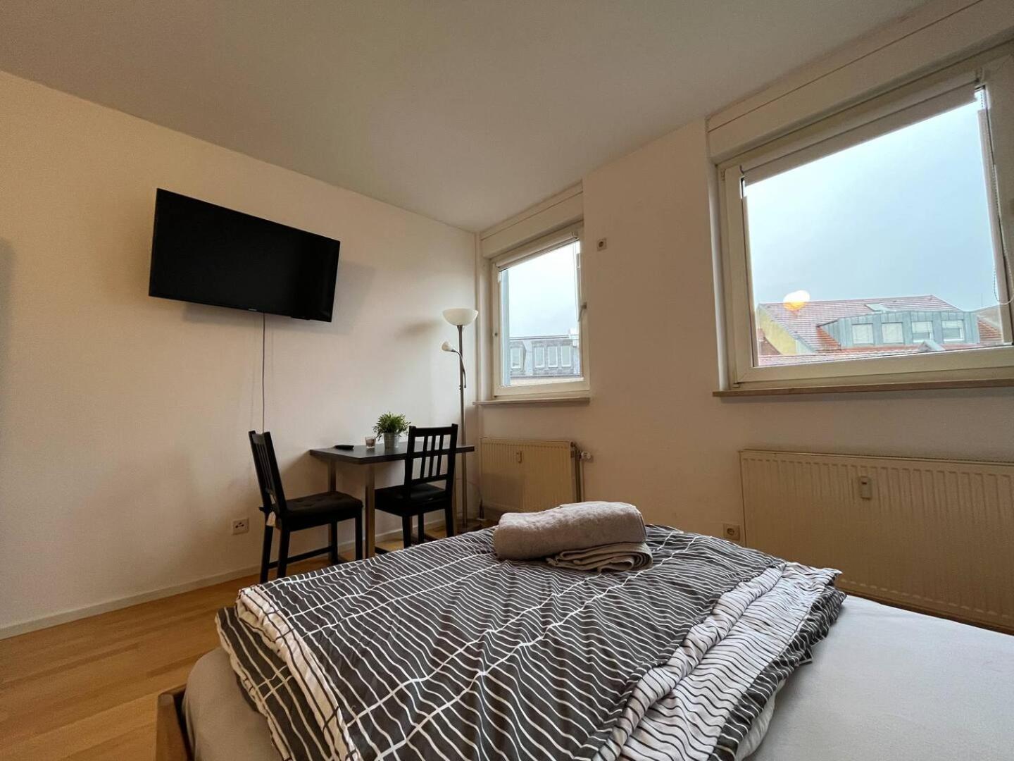 Simplex Apartments Am Ludwigsplatz Karlsruhe Buitenkant foto