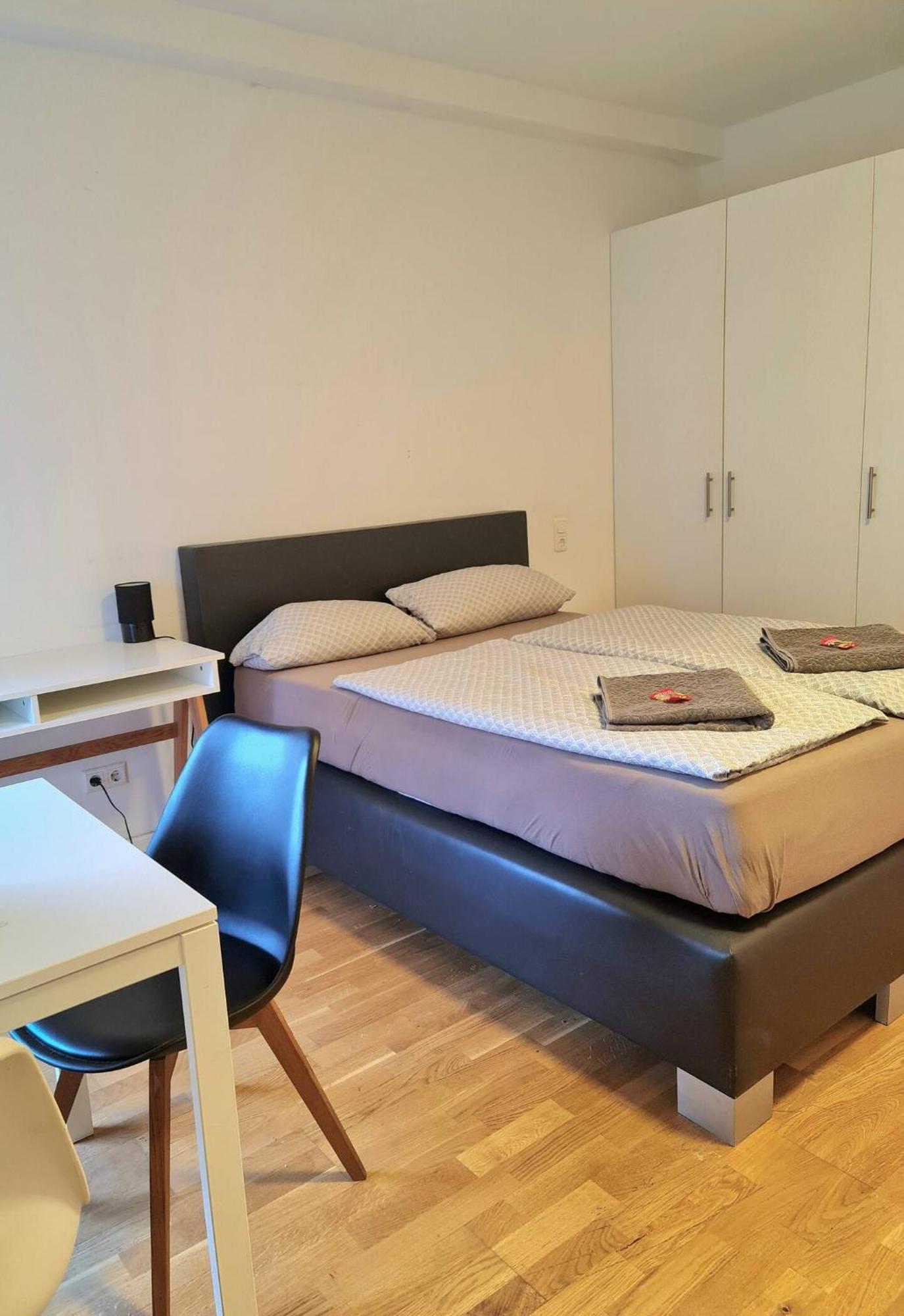 Simplex Apartments Am Ludwigsplatz Karlsruhe Buitenkant foto