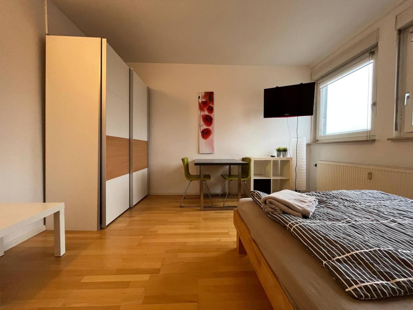 Simplex Apartments Am Ludwigsplatz Karlsruhe Buitenkant foto