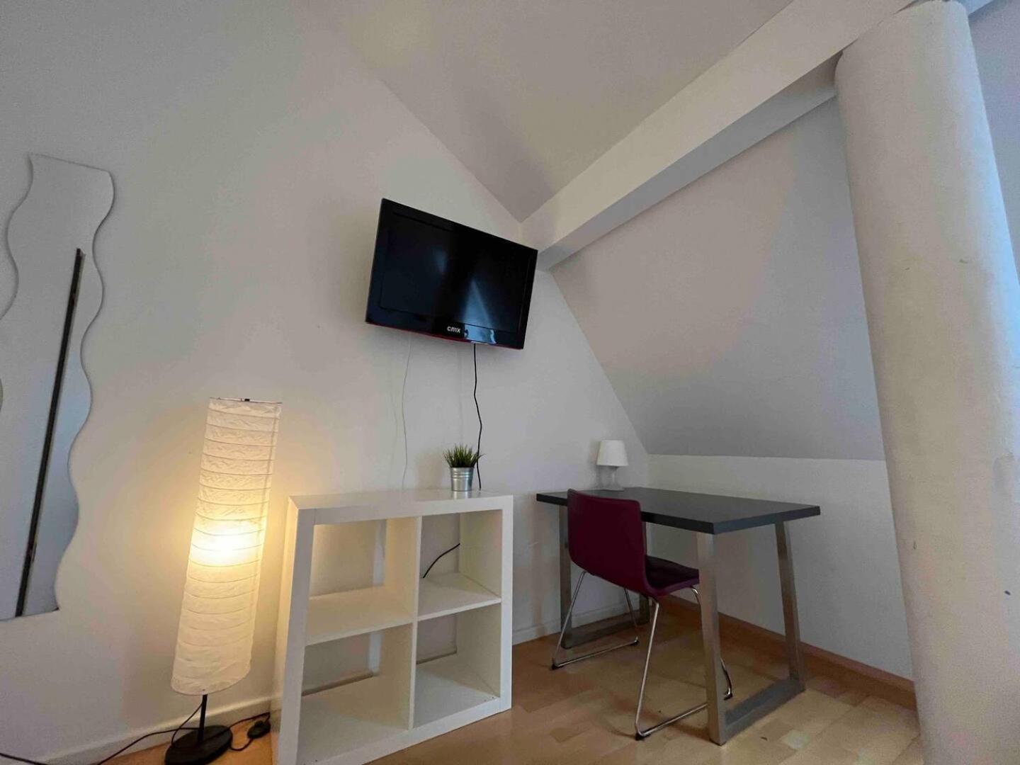 Simplex Apartments Am Ludwigsplatz Karlsruhe Buitenkant foto