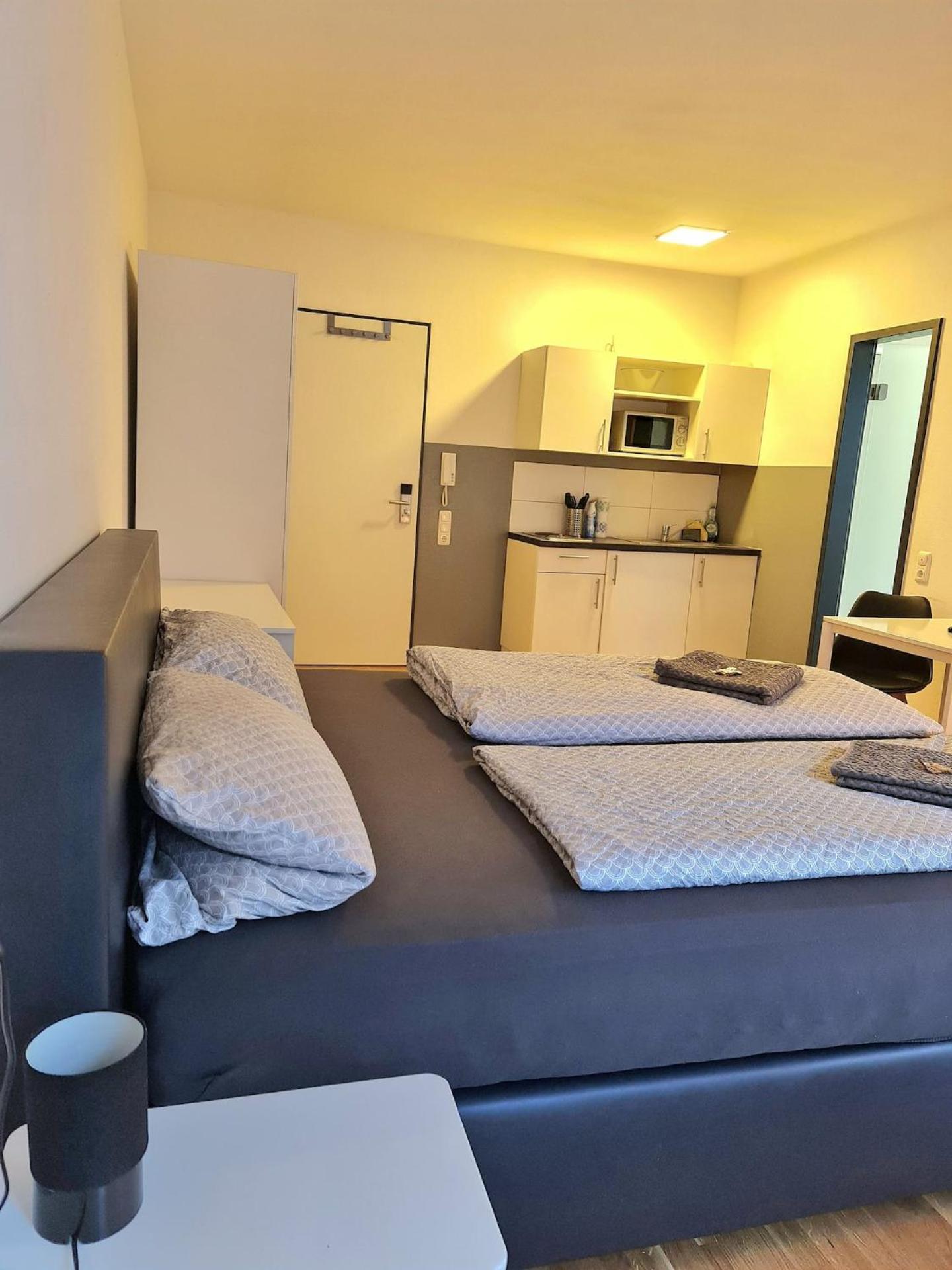 Simplex Apartments Am Ludwigsplatz Karlsruhe Buitenkant foto