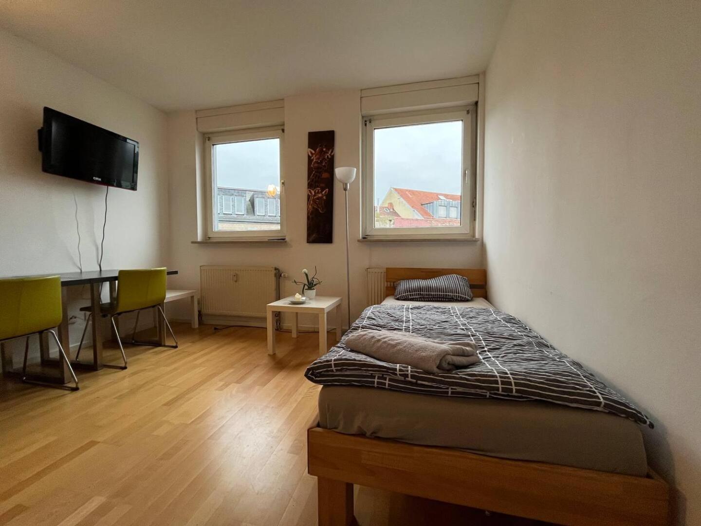 Simplex Apartments Am Ludwigsplatz Karlsruhe Buitenkant foto